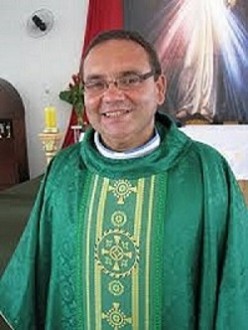 Pe. Sérgio Luis Rodrigues Nunes.