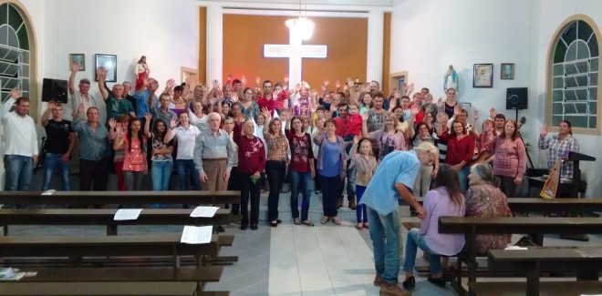Comunidade de Anta Ruiva recebe Dom Agenor em Visita Pastoral