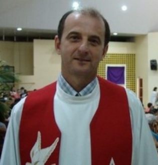Monsenhor Edgar Xavier Ertl.