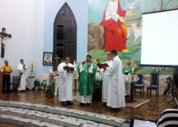 Pe. Evaldo P. Karpinski recebe sua primeira missão como pároco na Matriz de São Carlos Borromeu, em Paula Freitas