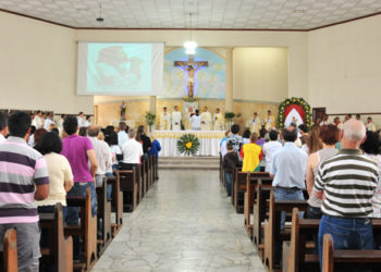Paróquia do Rocio reúne Festa da Padroeira, Retiro dos frades Missionários Servos do Senhor e visitas missionárias nas casas