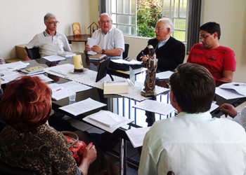 Reunião de professores do Instituto de Filosofia e Teologia Santo Alberto Magno, aponta mudanças para o ano letivo de 2015
