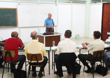 12 candidatos se preparam para o Diaconado Permanente