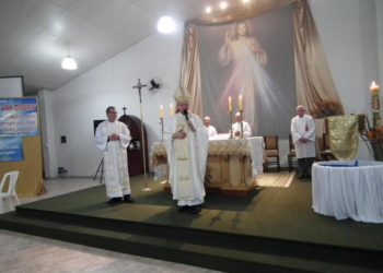 Dom Agenor Girardi visita a Paroquia da Catedral