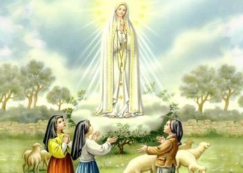 Fátima: A treze de maio na cova da Iria, no céu aparece a Virgem Maria