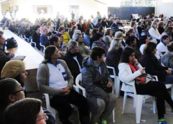 Paula Freitas realiza 1º Encontrão Diocesano de Zeladoras de Capelinhas