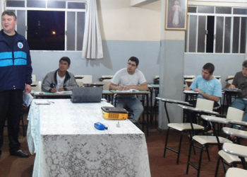 Seminaristas Diocesanos fazem Formação Mensal