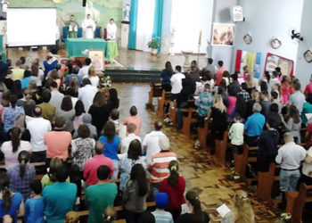 Jovens de Paula Freitas fazem Retiro para Crisma