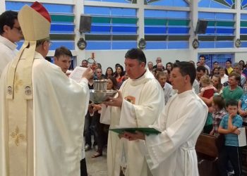 Padre Sidnei assume como pároco, em São Mateus do Sul