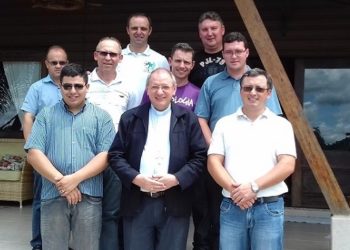 Retiro inicia seminaristas no Estágio Pastoral