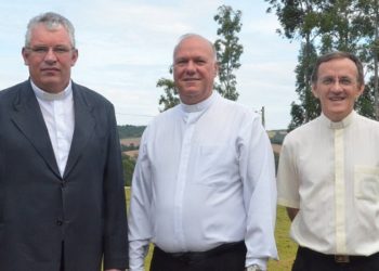 Bispos do Paraná se reúnem em assembleia anual