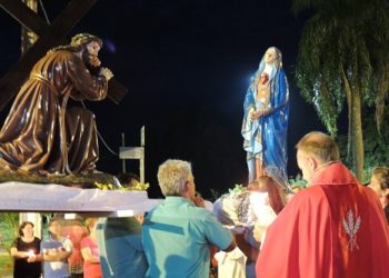 Devoção e tradição marcam início da Semana Santa, em Rebouças