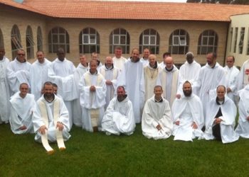 Diocese é representada em ‘Votos Perpétuos’ no Mosteiro Trapista