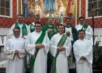 Dom Agenor concede posse e nomeações nas paróquias de São Mateus do Sul