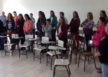 Zeladoras das Capelinhas de São João do Triunfo visitam o Seminário