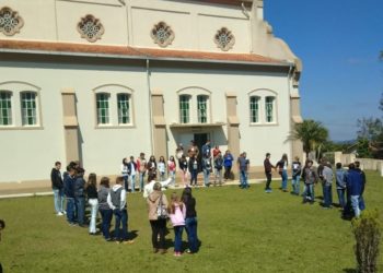 1° ‘Conexão Jovem’, em Rio Claro do Sul, reúne 45 participantes