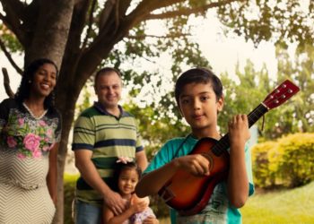 Como o relacionamento familiar contribui para a saúde mental dos filhos?