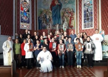 Paróquia São Mateus reúne ‘Zeladoras das Capelinhas’ para encontro com o assessor do Movimento