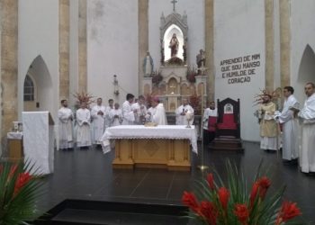 Diocese celebra seu padroeiro com missa solene