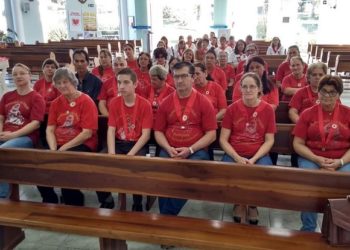Paróquia N. Sr. ª Aparecida promove encontro para membros do Apostolado da Oração