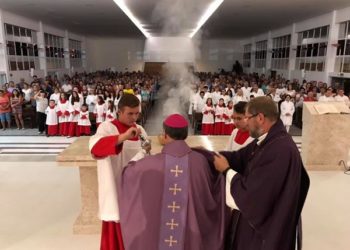 Matriz Nª. Sr.ª do Perpétuo Socorro recebe Bênção após ampliação