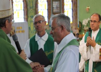 Paróquia Santa Bárbara e Paróquia Sagrada Família acolhem novos padres