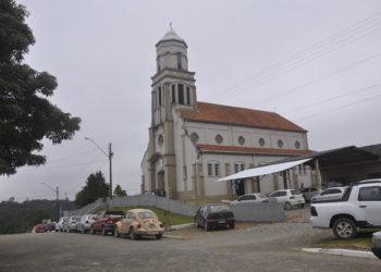 Padre Nelson assume a paróquia Nossa Senhora do Rosário como primeiro padre Diocesano