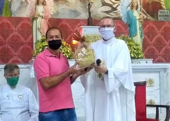 Padre Ermildo encerra seus trabalhos na paróquia São Mateus