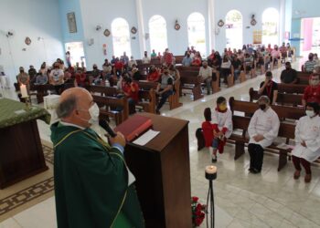 Paróquias de São Mateus do Sul e de Rio Azul acolhem novos padres