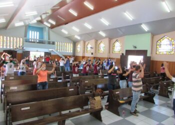 Reunidos na Capela do Seminário, Setor Jovem realiza sua 1ª Assembleia