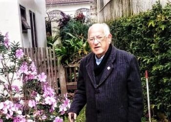 Bispo Emérito de União da Vitória recebe a 1ª dose da vacina contra a Covid-19