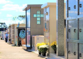 Finados: O verdadeiro sentido da oração pelos que morreram – Artigo de Pe. Mário Glaab