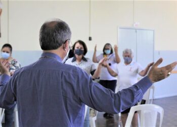 Membros do CDAE dão continuidade à formação sobre Iniciação à Vida Cristã