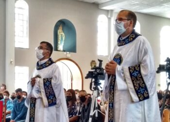 Diocese acolhe dois novos diáconos em seu presbitério