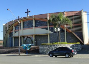 Paróquia de Rio Azul acolhe novo vigário neste final de semana