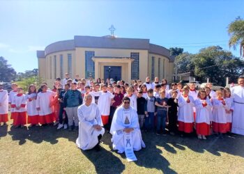 Paróquia São José promove na ‘Capela do Posto Train’,             1º Encontrão Paroquial de Coroinhas e Acólitos