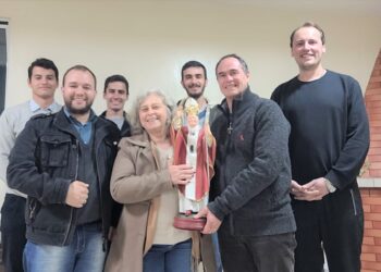 Casal do ECC testemunham sua vocação familiar para seminaristas do Propedêutico