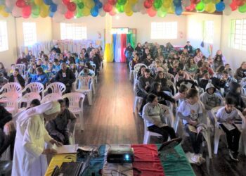 Congresso da IAM reúne mais de oitenta participantes em Bituruna