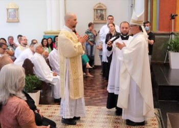 Ordenado na Catedral, Cristian é o mais novo Diácono da Diocese