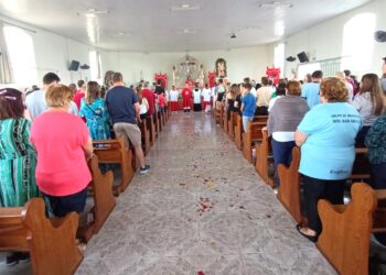 Tríduo, Adoração, Procissões e Celebrações marcaram os festejos ao padroeiro da Paróquia São Sebastião