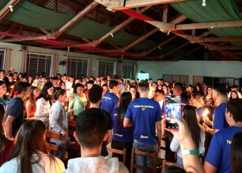 Paróquia São João Batista acolhe mais de 200 jovens na 6ª NPJ