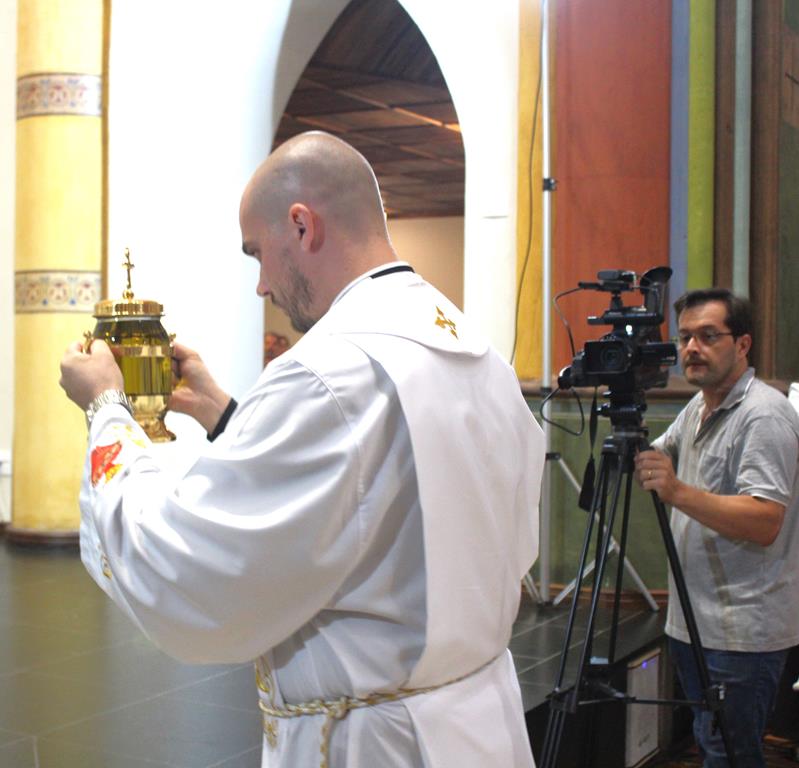 Clero da Diocese renova promessas sacerdotais, em Missa da Unidade, na Catedral