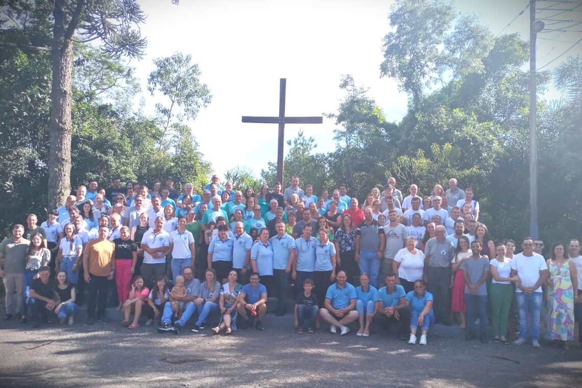 Mais de cinquenta casais da Pastoral Familiar recebem formação para atuarem nas Paróquias