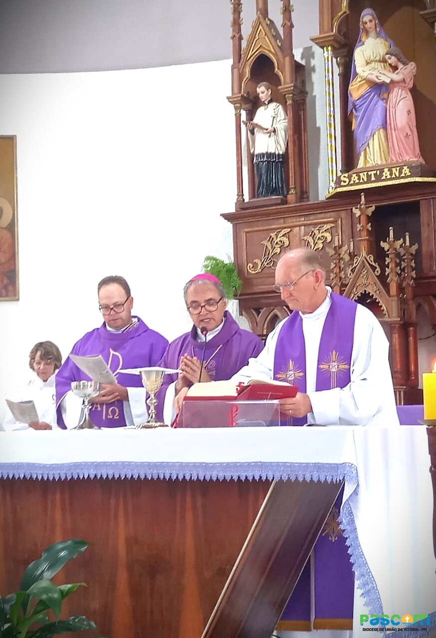 Paróquia Sant’Ana de Cruz Machado recebe Visita Pastoral de Dom Walter Jorge