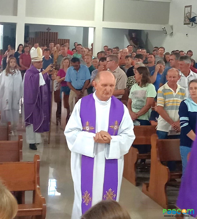 Paróquia Sant’Ana de Cruz Machado recebe Visita Pastoral de Dom Walter Jorge