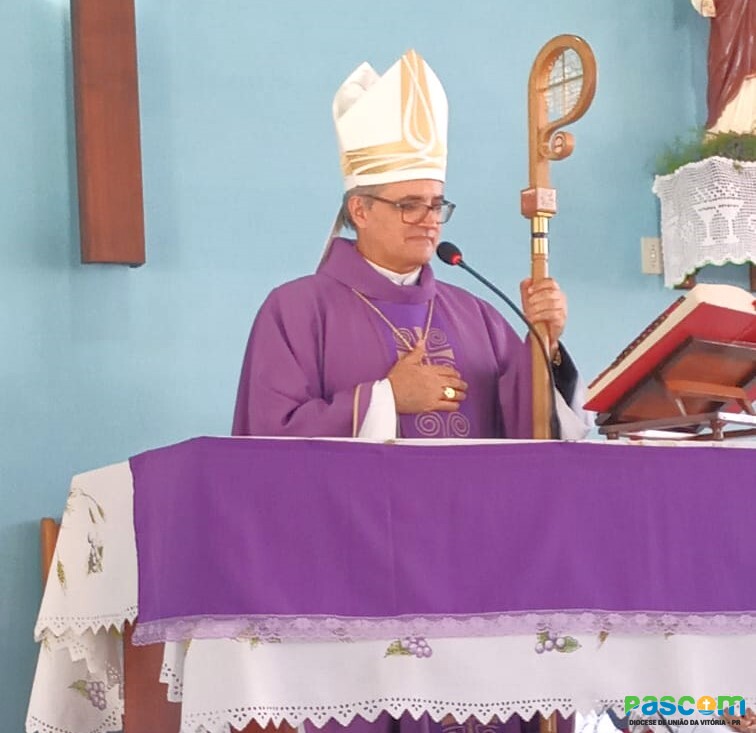 Paróquia Sant’Ana de Cruz Machado recebe Visita Pastoral de Dom Walter Jorge
