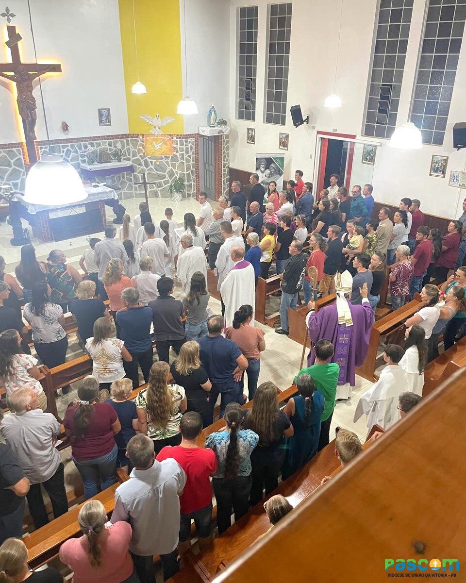 Paróquia Sant’Ana de Cruz Machado recebe Visita Pastoral de Dom Walter Jorge