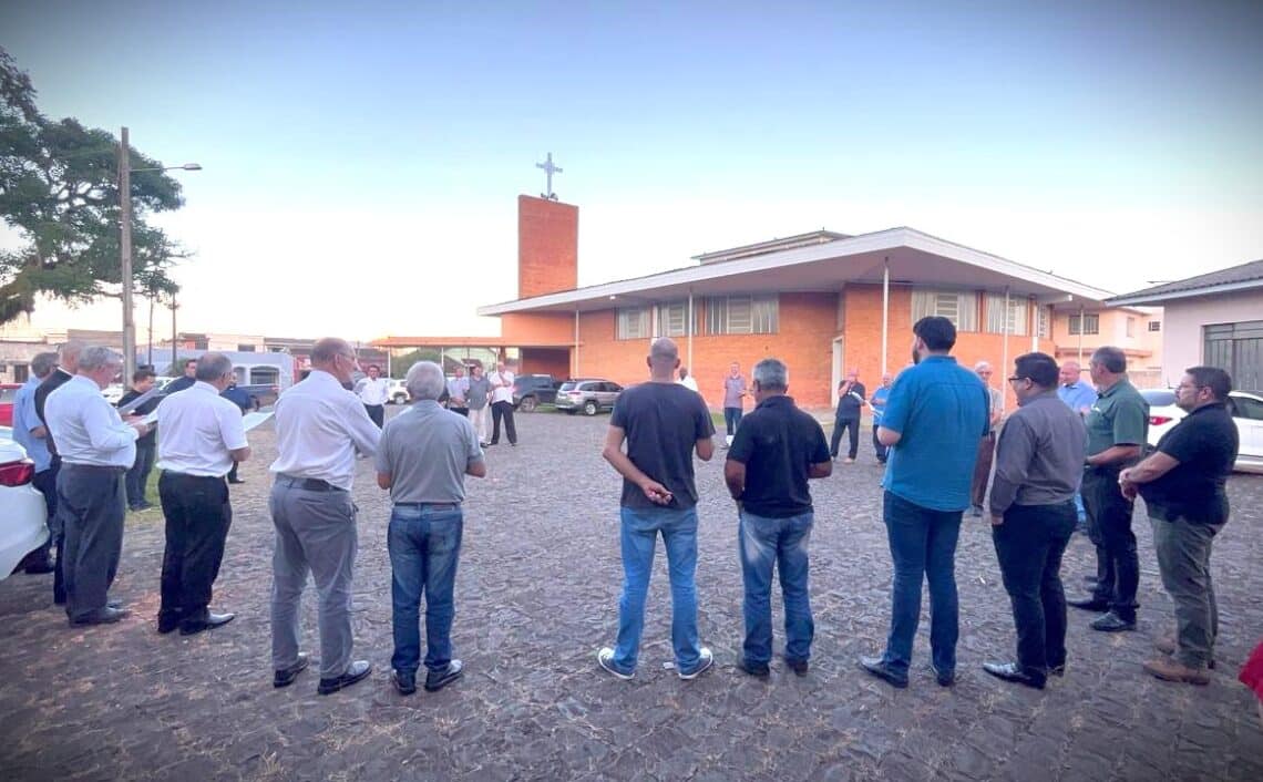 Clero da Diocese renova promessas sacerdotais, em Missa da Unidade, na Catedral