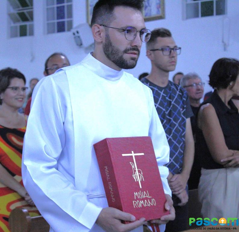 Paróquia de Sant’Ana acolhe novo Pároco e Vigário Paroquial.