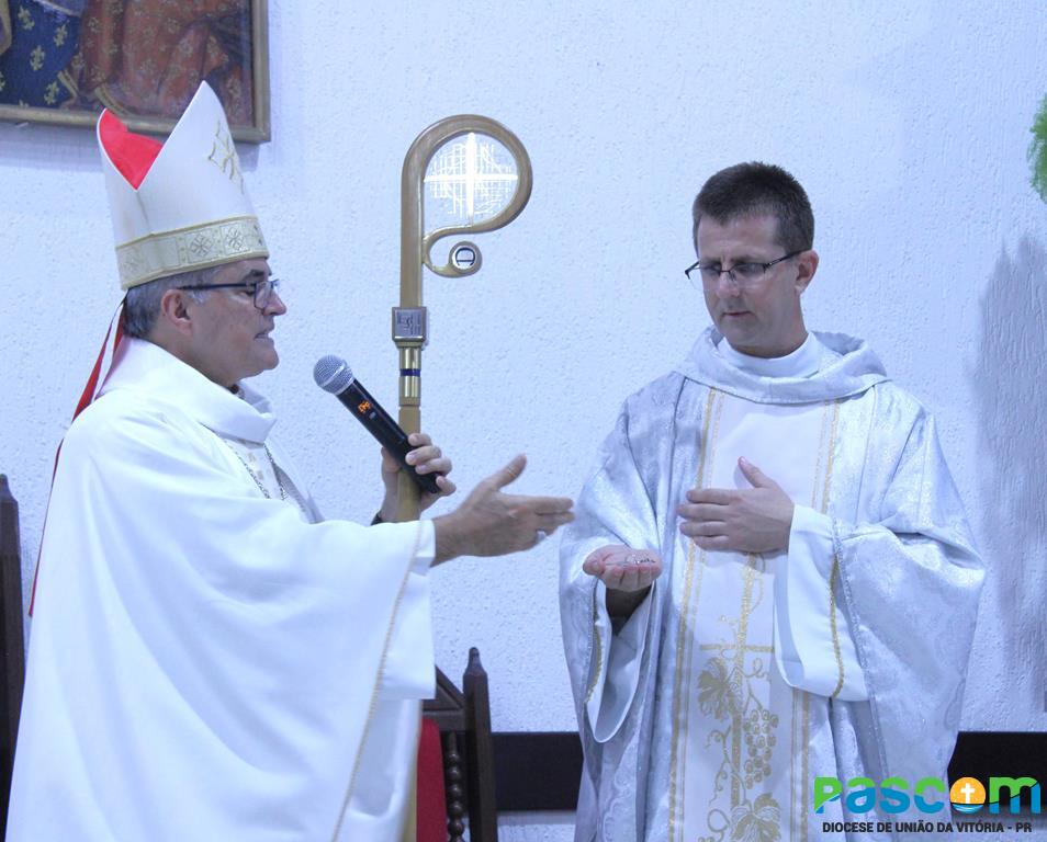 Paróquia de Sant’Ana acolhe novo Pároco e Vigário Paroquial.
